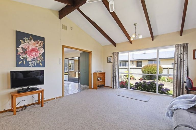 Photo of property in 27 Charles Street, Rangiora, 7400