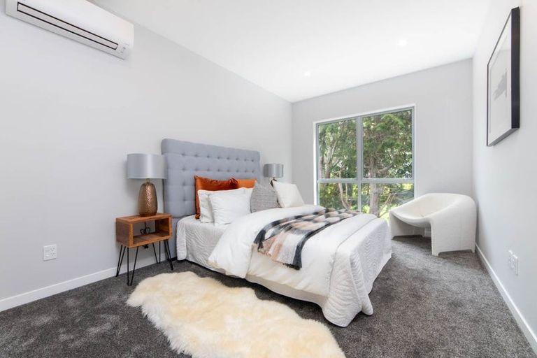 Photo of property in 25 Yellow Pear Lane, Karaka, 2578