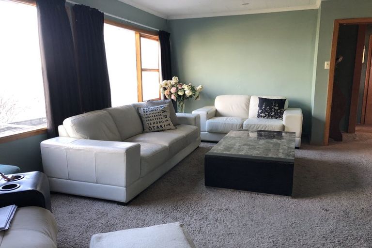 Photo of property in 10 Kiwi Road, Raumati Beach, Paraparaumu, 5032