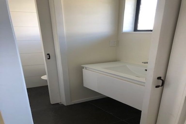 Photo of property in 93 Tremaine Avenue, Westbrook, Palmerston North, 4412