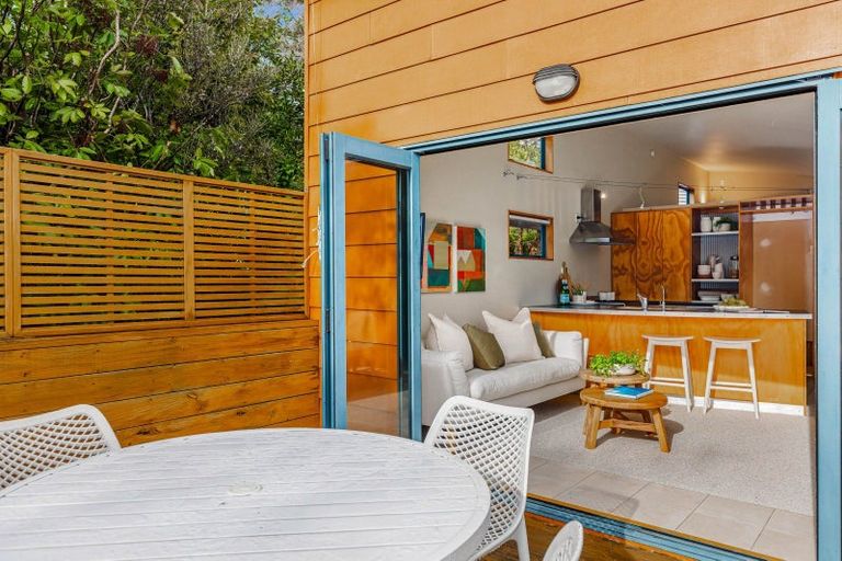 Photo of property in 115a Stredwick Drive, Torbay, Auckland, 0630