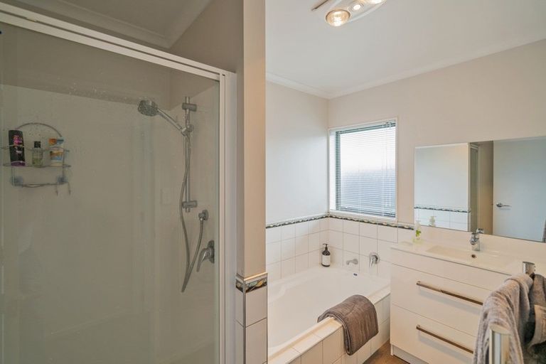 Photo of property in 52a Whitby Avenue, Whitianga, 3510