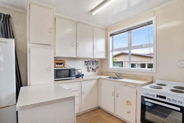 Photo of property in 5 Brightwell Street, Papakura, 2110