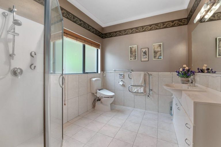 Photo of property in 9 Hayward Rise, Owhata, Rotorua, 3010