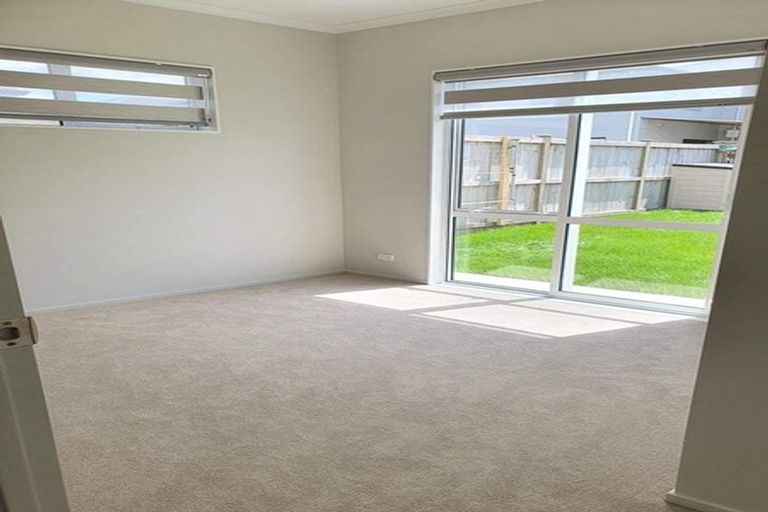 Photo of property in 22 Nightingale Road, Flat Bush, Auckland, 2019
