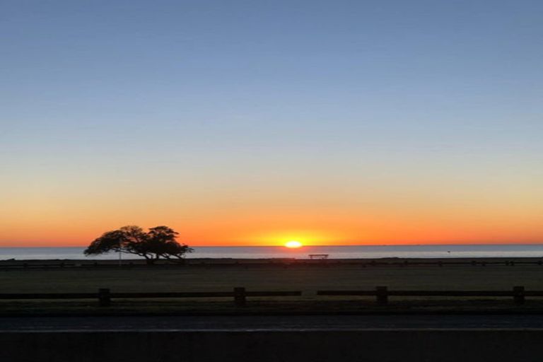 Photo of property in 3 The Esplanade, Westshore, Napier, 4110