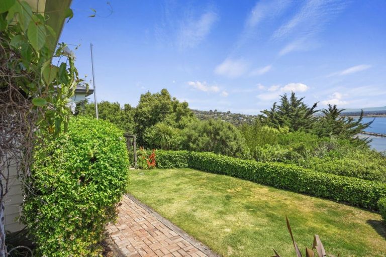 Photo of property in 35 Balmoral Lane, Redcliffs, Christchurch, 8081