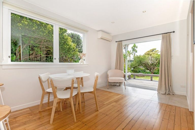 Photo of property in 4 Lysnar Street, Okitu, Gisborne, 4010