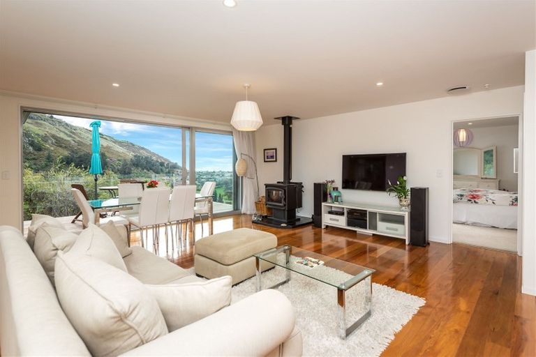 Photo of property in 26 Ocean View Terrace, Sumner, Christchurch, 8081
