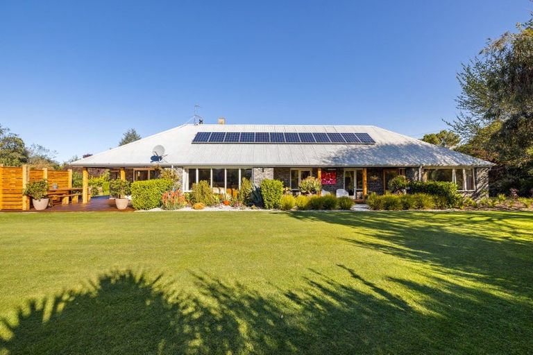 Photo of property in 49 Douglas Road, Amberley, 7410