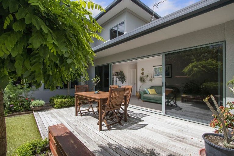 Photo of property in 62 Links View Drive, Omokoroa, 3114