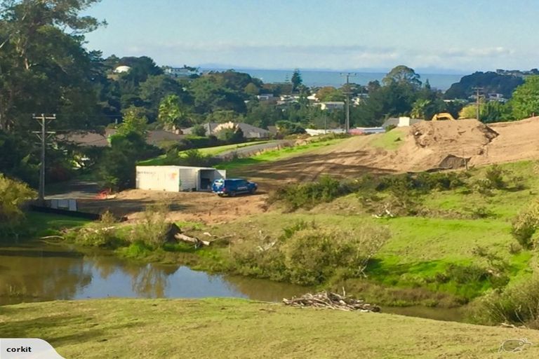 Photo of property in 88 Cedar Terrace, Stanmore Bay, Whangaparaoa, 0932