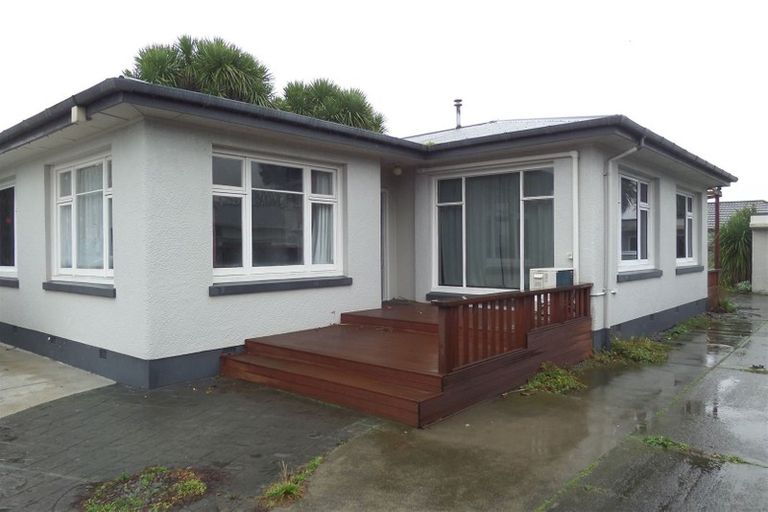 Photo of property in 74 Springs Road, Hornby, Christchurch, 8042