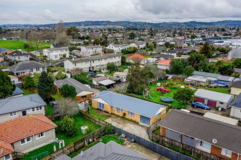 Photo of property in 43a Porchester Road, Papakura, 2110