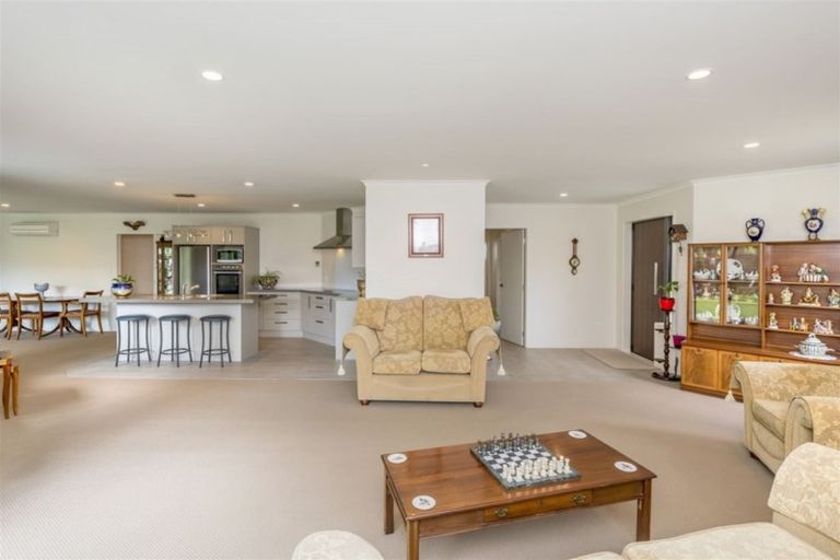 Photo of property in 38 Okarito Avenue, Levin, 5510