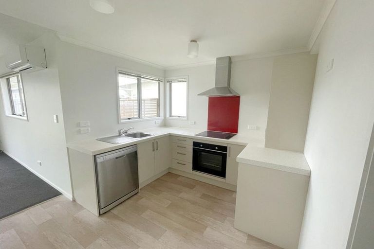 Photo of property in 18 Filmer Place, Melville, Hamilton, 3206