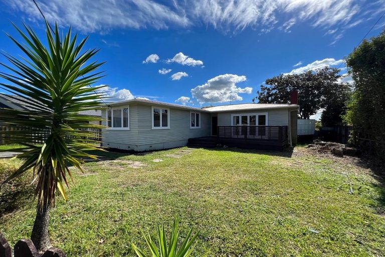 Photo of property in 37 Metcalfe Road, Ranui, Auckland, 0612