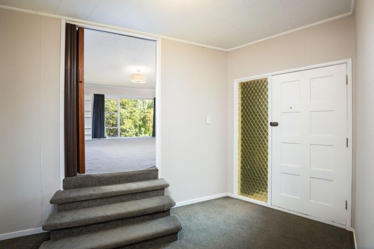 Photo of property in 235 Heta Road, Merrilands, New Plymouth, 4312