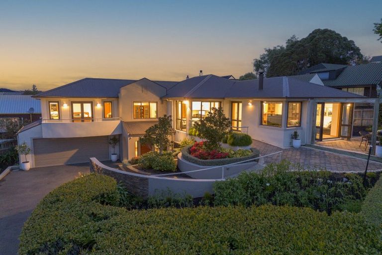 Photo of property in 10 Braeview Crescent, Maori Hill, Dunedin, 9010