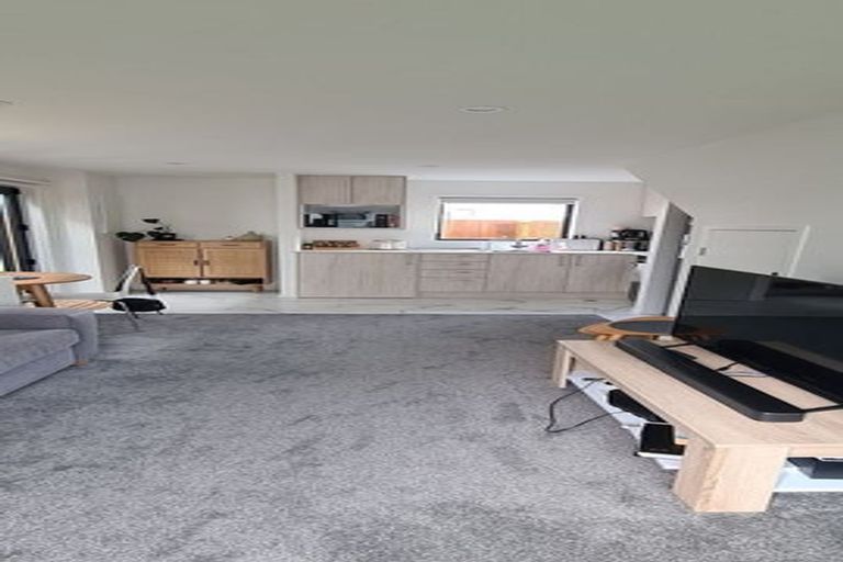 Photo of property in 10/41 Kervil Avenue, Te Atatu Peninsula, Auckland, 0610