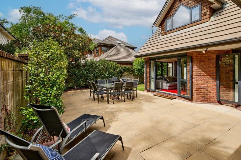 Photo of property in 7 Massey Avenue, Woburn, Lower Hutt, 5010