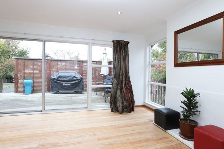 Photo of property in 28 Larnach Street, St Andrews, Hamilton, 3200