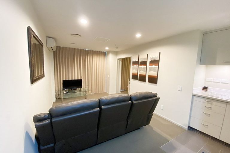 Photo of property in Proximity Apartments, 205/17 Osterley Way, Manukau, Auckland, 2104