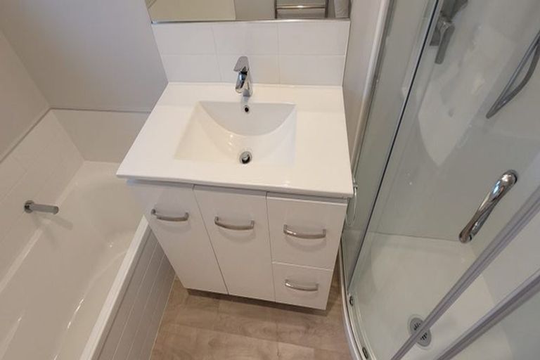 Photo of property in 21 Awataha Crescent, Pyes Pa, Tauranga, 3110