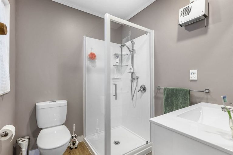 Photo of property in 58 Garden Heights Avenue, Glenview, Hamilton, 3206