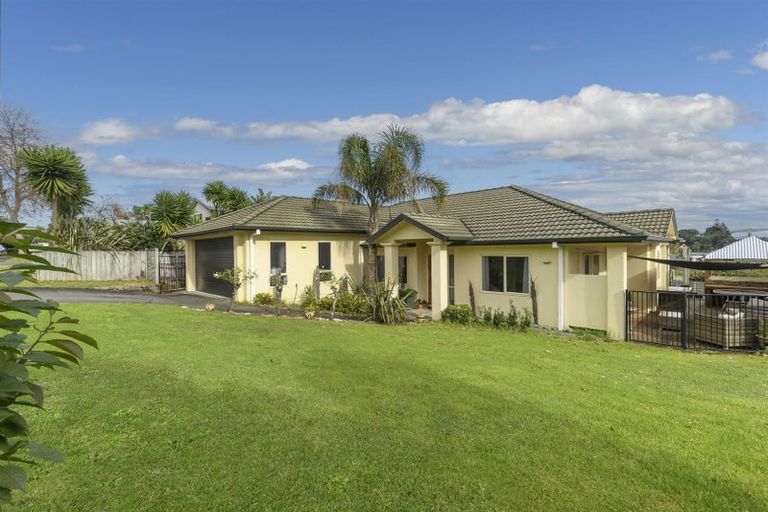 Photo of property in 64 Village Park Drive, Welcome Bay, Tauranga, 3112