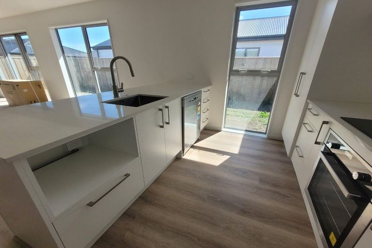 Photo of property in 9 Higgins Street, Woodend, 7610