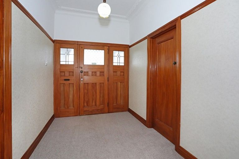 Photo of property in 177 Bridge Street, Bulls, 4818