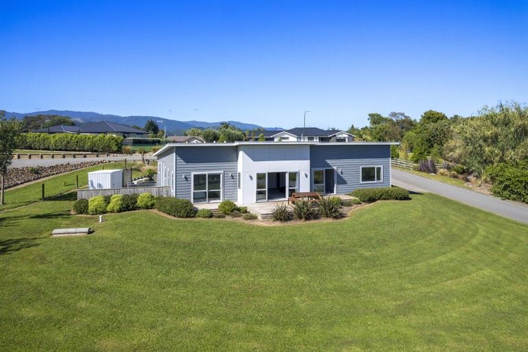 Photo of property in 1 Corbin Court, Ohau, Levin, 5570