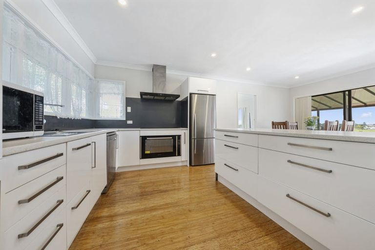 Photo of property in 15 Prangley Avenue, Mangere, Auckland, 2022