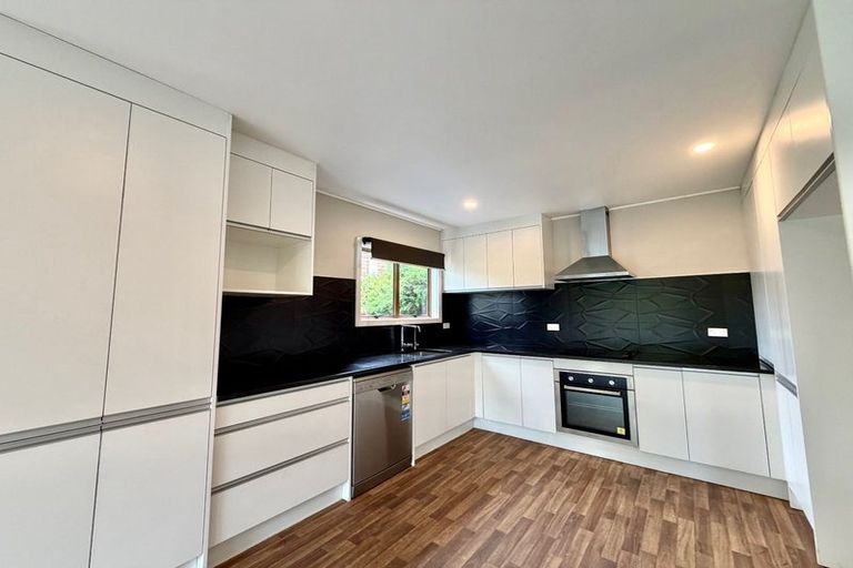 Photo of property in 7 Margan Place, Red Hill, Papakura, 2110