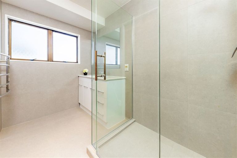 Photo of property in 148 Finlayson Avenue, Clendon Park, Auckland, 2103