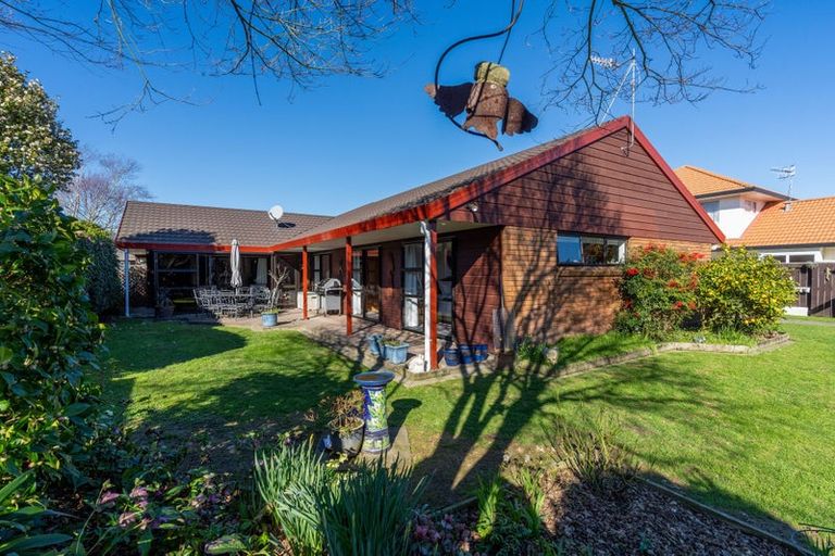 Photo of property in 8 Easton Way, Levin, 5510