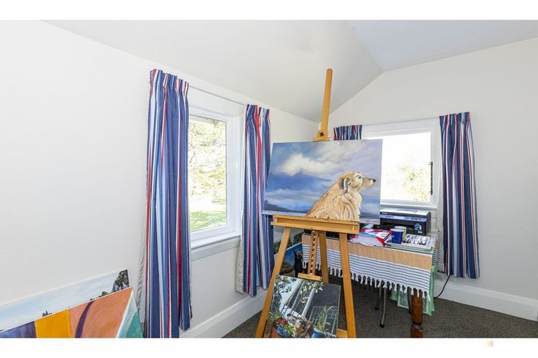 Photo of property in 104 School Road, Pleasant Valley, Geraldine, 7991