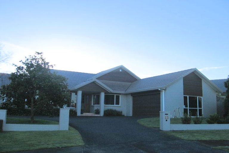 Photo of property in 13 Balbriggan Rise, Dannemora, Auckland, 2016