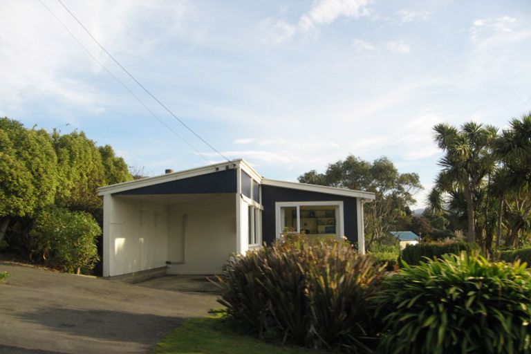 Photo of property in 18 Moerangi Street, Broad Bay, Dunedin, 9014