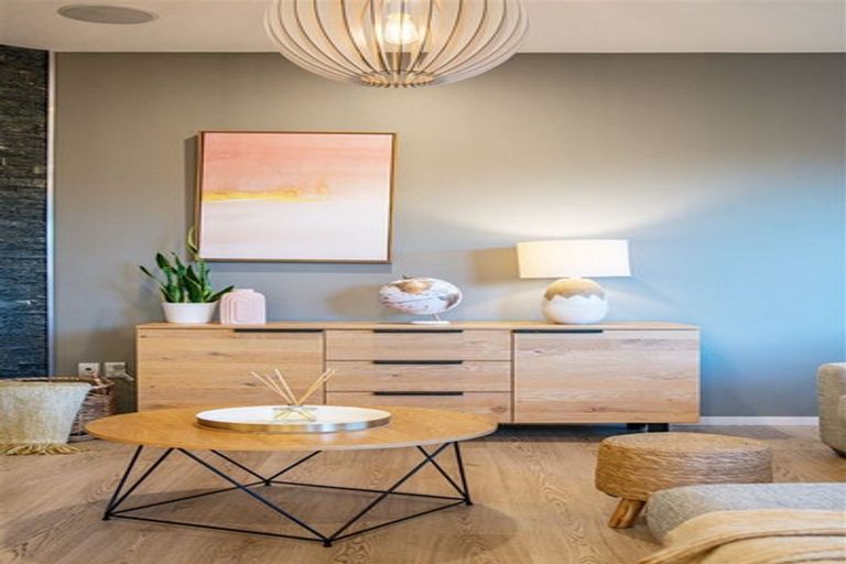 Photo of property in 3 Stow Place, Henderson, Auckland, 0612