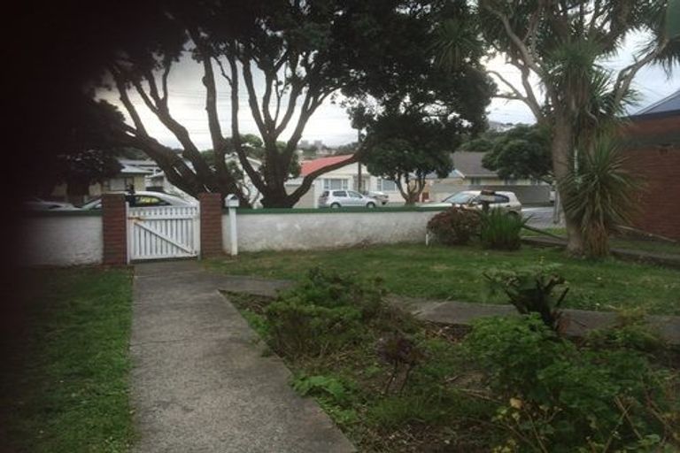 Photo of property in 64 Park Road, Miramar, Wellington, 6022