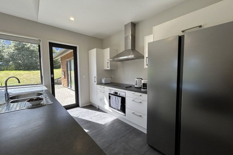Photo of property in 13 Glenfiddich Road, Jacks Point, Queenstown, 9371