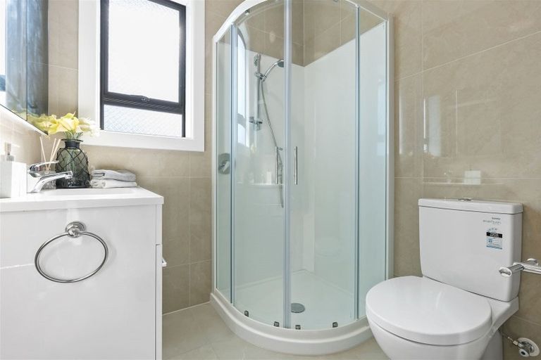 Photo of property in 1/18 Ashlynne Avenue, Papatoetoe, Auckland, 2025