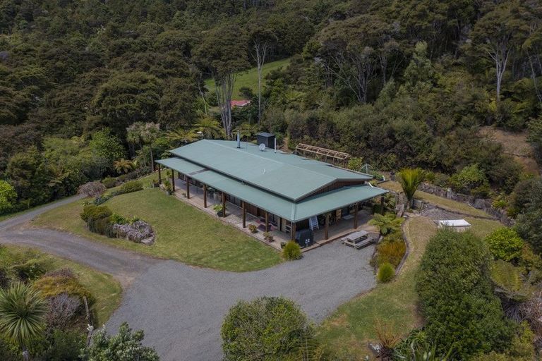 Photo of property in 185 Kaimarama Road, Kaimarama, Whitianga, 3591