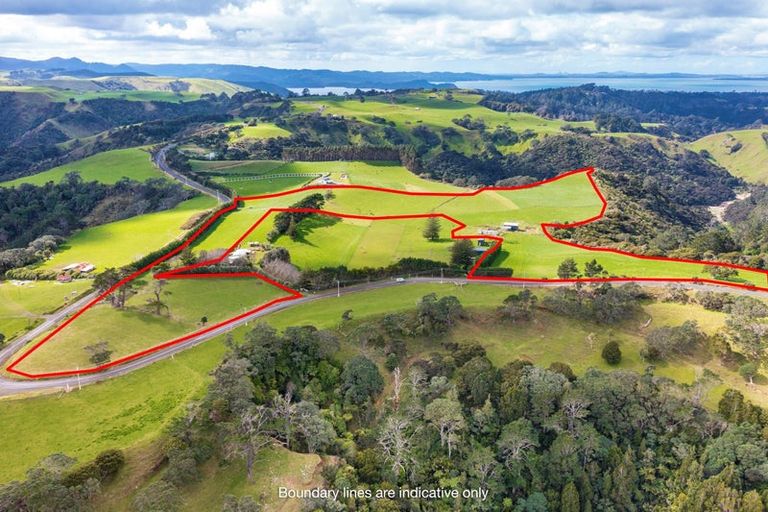 Photo of property in 172 Manukau Heads Road, Awhitu, 2684