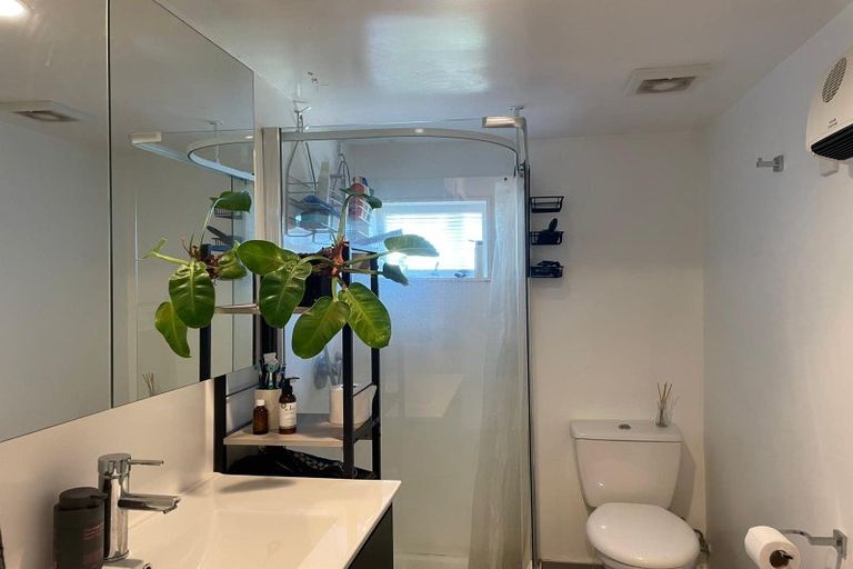 Photo of property in 2/59 Dryden Street, Grey Lynn, Auckland, 1021