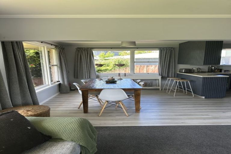 Photo of property in 16 Pimlico Place, Bishopdale, Christchurch, 8053