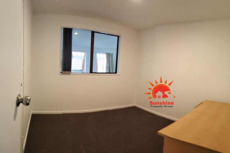 Photo of property in 148 Don Buck Road, Massey, Auckland, 0614