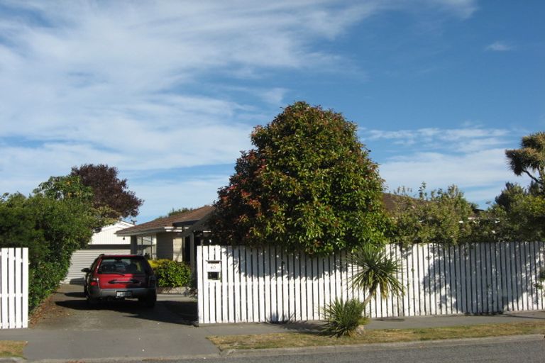 Photo of property in 40 Valecrest Avenue, Parklands, Christchurch, 8083